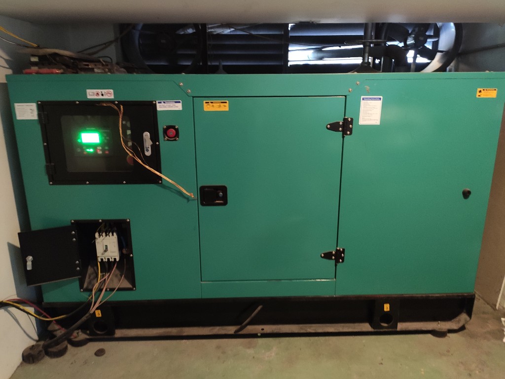 Khách sạn DLMOS - Hà Nội